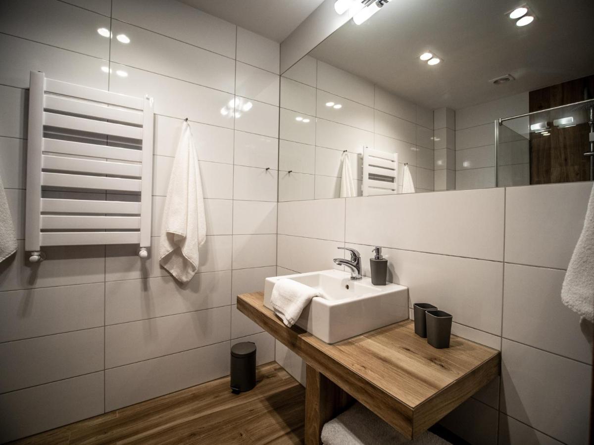 Hotel Panorama Щецинек Экстерьер фото